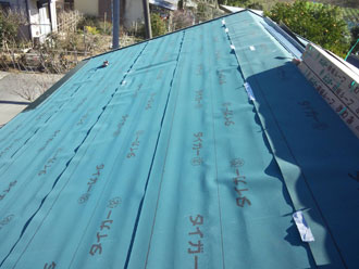 いすみ市　屋根リフォーム　カバー工事　防水紙新設