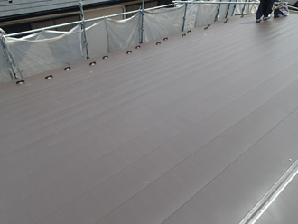 千葉県佐倉市　屋根カバー工法　室内塗装　横暖ルーフきわみ設置完了