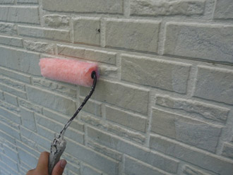 千葉市中央区 屋根塗装 外壁塗装工事　下塗り