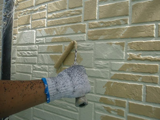 千葉市中央区 屋根塗装 外壁塗装工事　上塗り