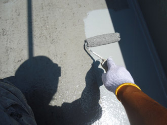 千葉市中央区 屋根塗装 外壁塗装工事　ベランダ補修工事　トップコート塗布