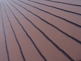 千葉市中央区　屋根塗装　外壁塗装　ベランダ防水　屋根塗装　中塗り