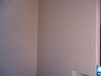 千葉市中央区　屋根塗装　外壁塗装　ベランダ防水　中塗り完了