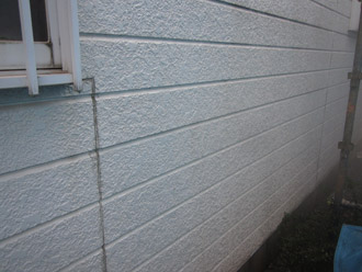 千葉市稲毛区　棟板金交換　屋根塗装　外壁塗装　外壁の高圧洗浄後