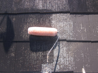 千葉市稲毛区　棟板金交換　屋根塗装　外壁塗装　屋根塗装の下塗り