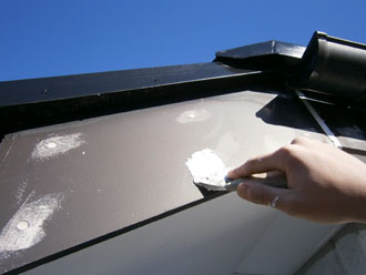 埼玉県　富士見市　屋根塗装　外壁塗装　バルコニー防水　その他の塗装　破風板　下地処理