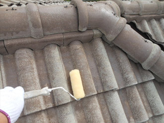 神奈川県三浦市　屋根塗装　外壁塗装　屋根塗装　下塗り