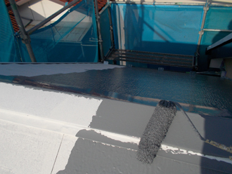 川崎市中原区　屋根塗装　外壁塗装　バルコニー防水　屋根中塗り　グレー