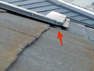 横浜市　屋根点検　棟板金　浮き