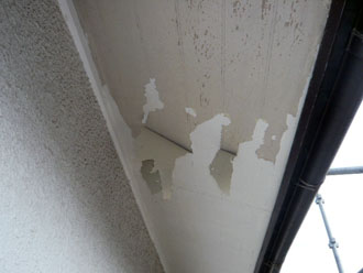 神奈川県　横浜市保土ヶ谷区　屋根と外壁以外の全塗装　軒天の塗装 ケレン