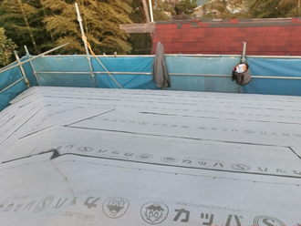 神奈川県　横浜市南区　屋根葺き替え工事　防水シート設置