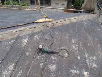 横浜市戸塚区　屋根カバー工法　貫板の撤去