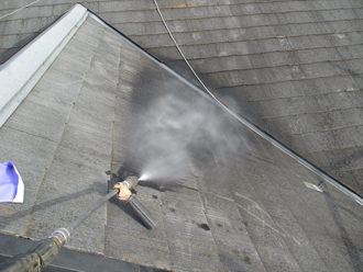 神奈川県横浜市戸塚区　屋根塗装工事　高圧洗浄