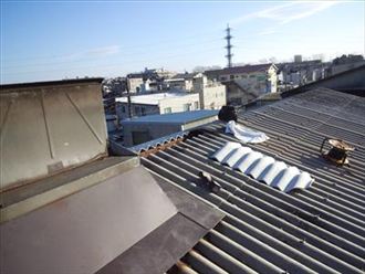 横浜市戸塚区 葺き替え クレーンで吊り上げ