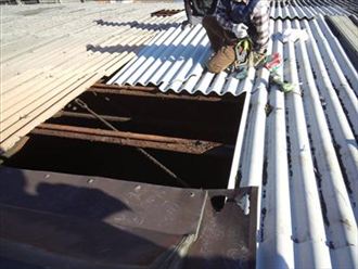 横浜市戸塚区 葺き替え スレートを撤去