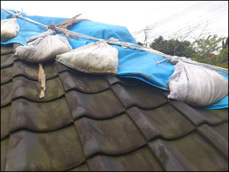 旭市　棟漆喰取直し　仮養生