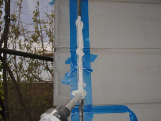 横浜市磯子区　目地補修　コーキング材充填