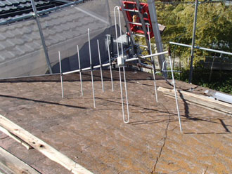 屋根塗装工事　屋根葺き替え　既存屋根解体