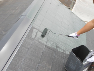 神奈川県磯子区　屋根塗装　中塗り