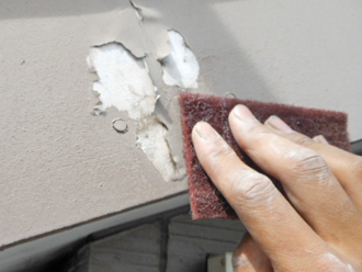 神奈川県磯子区　破風板塗装工事　ケレン