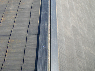 神奈川県磯子区　棟板金交換工事　棟板金撤去