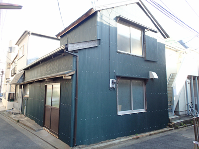 神奈川県　横浜市神奈川区　屋根葺き替え　外壁張替え　内装工事　完了