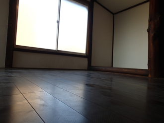 神奈川県　横浜市神奈川区　内装工事　屋根葺き替え　床板の設置