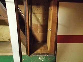 神奈川県　横浜市神奈川区　屋根葺き替え　外壁張替え　内装工事　屋内点検　クロス剥がれ