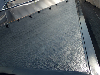 横浜市神奈川区　屋根塗装　外壁塗装　ベランダ防水　工事　塗装完了後　屋根　上から　ルーフマイルドSi