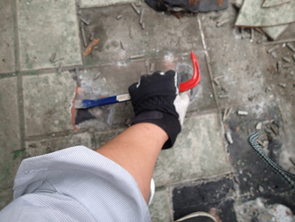 横浜市神奈川区　屋根塗装　外壁塗装　ベランダ防水　工事　ベランダ　既存　タイル　剥がし