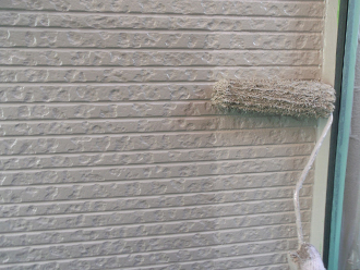 横浜市神奈川区　屋根塗装　外壁塗装　ベランダ防水　工事　ナノコンポジットW　下塗り　上塗り