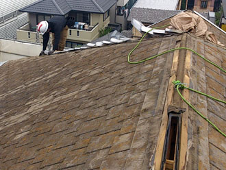 神奈川　横浜市緑区　屋根カバー工法　屋根塗装　外壁塗装　屋根カバー工法　板金の撤去