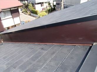 横浜市都筑区　板金交換　ビス止め