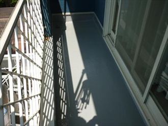 横浜市金沢区　ベランダ防水塗装　ウレタン防水塗装