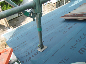 横浜市青葉区　屋根葺き替え工事　防水紙設置