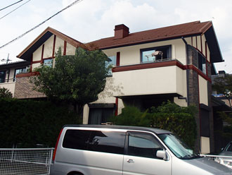 神奈川県 横浜市 青葉区 屋根塗装　外壁塗装 　カラーシミュレーション　外壁をウォームホワイト、屋根を明るめのチョコ