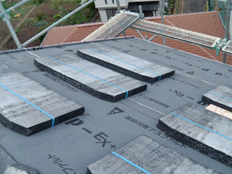 神奈川県横浜市鶴見区　屋根葺き替え工事　ケイミュー　グラッサ