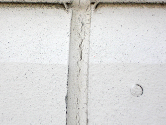 神奈川県横浜市鶴見区　外壁塗装工事　コーキング補修