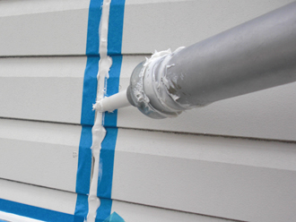 神奈川県横浜市鶴見区　外壁塗装工事　コーキング補修