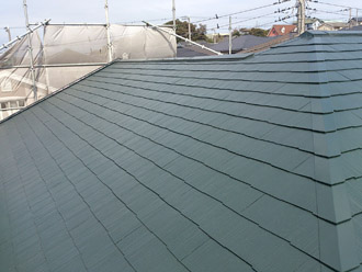 神奈川県横須賀市　屋根塗装　外壁塗装　屋根塗装完了　ヤネMシリコン