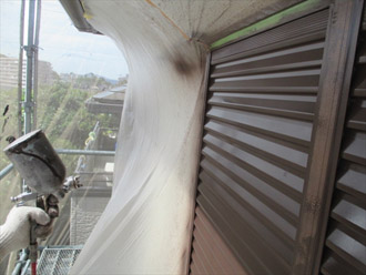 神奈川県横須賀市　屋根塗装　外壁塗装　雨戸の塗装